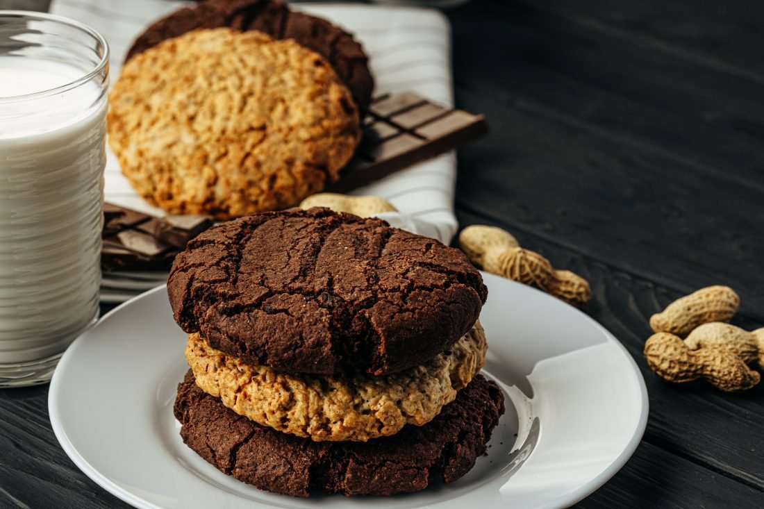 Chocolate & Oat Cookies